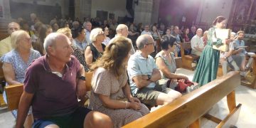 «Arcos y Ecos» deleita a los vecinos de Rágama con una brillante representación en la iglesia parroquial mudéjar del Salvador