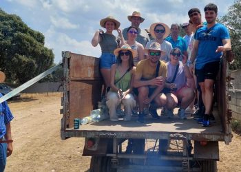 La Asociación Juvenil Papelera de Villaflores disfruta de una exitosa jornada campera en la finca El Picón de Sanchiricones