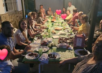 Juan Alberto y Yolanda celebran su preboda en Peñaranda con una animada cena en la que reunieron a sus dos familias