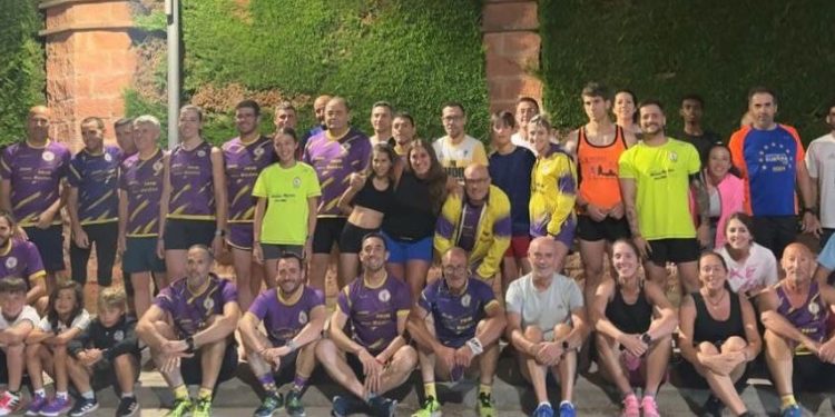Nuevo y rotundo éxito de participación en la VIII Noche en Blanco organizada por el club de atletismo Macotera Jamón Prim