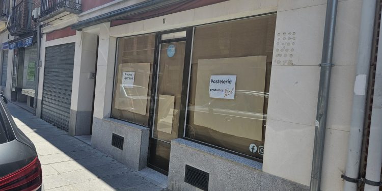 Peñaranda volverá a tener pastelería gracias a una emprendedora local que abrirá su nuevo negocio en plena plaza de España