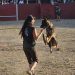Villoruela disfruta en la plaza de toros con la exhibición canina que ha dado paso a una gran parrillada en la zona de acampada