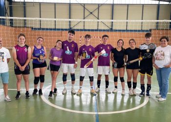 La IV edición del torneo de voley logra un gran éxito en Peñaranda con Ron Ballantine’s-Madrileñas y Rubi en la emocionante final