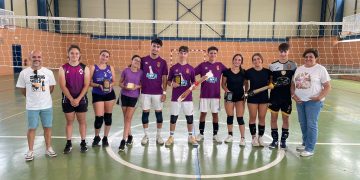 La IV edición del torneo de voley logra un gran éxito en Peñaranda con Ron Ballantine’s-Madrileñas y Rubi en la emocionante final