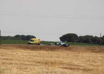 Dos turismos implicados en un aparatoso accidente entre Paradinas de San Juan y Peñaranda