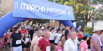 Arabayona de Mógica celebra la II edición de su Marcha Patatera y recauda donativos para la lucha contra el cáncer infantil