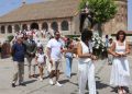 Aldeaseca de la Frontera dedica a la patrona las jotas típicas en una procesión acortada este año por las altas temperaturas