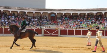 Tarde de toros en Peñaranda con Sergio Pérez, Manuel Escribano e Ismael Martín y un recuerdo a Jero Madrid en el tendido