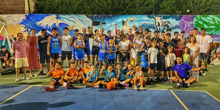 El torneo de baloncesto 3×3 de Peñaranda ya tiene ganadores: Búhos, Rahm y Frutería Romero triunfan en sus categorías