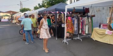 El Campo de Peñaranda y su fin de semana «a tope»: mercado medieval, sevillanas, ruleta del reciclaje y taller de alfarería