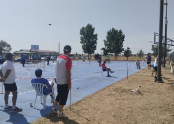 El Campo de Peñaranda acoge la II edición del Campeonato Nacional de Calva con un gran ambiente en el parque Álvaro Pinto