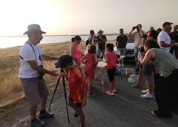 El Campo de Peñaranda pone en valor la riqueza ornitológica del azud de Riolobos con una marcha en bici y observación de aves