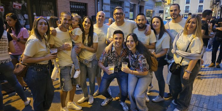 Dale Kaña 2.0 vuelve a llevarse a las peñas de calle en un animado recorrido por Peñaranda que finalizará en La Huerta