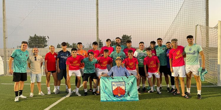 Construcciones Alfayate se proclama vencedor en la final del torneo de fútbol 7 de verano en el polideportivo de Peñaranda