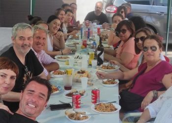 La peña La Caña disfruta de las Ferias y Fiestas de Peñaranda y también de los momentos compartidos de mesa, mantel y risas