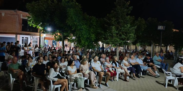 Macotera presenta sus fiestas de San Roque 2025: actos religiosos, festejos taurinos y música como grandes reclamos
