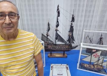 Cantaracillo acoge la exposición de modelismo naval con seis maquetas creadas al detalle por el peñarandino Nacho Plaza