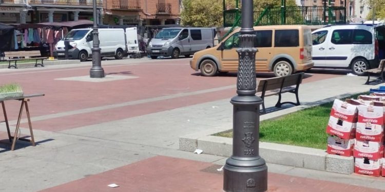 Peñaranda en Común exige el cumplimiento de la ordenanza de venta ambulante para evitar el deterioro de las plazas