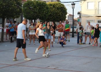 Alaraz vive su II Torneo de Penaltis con una gran asistencia de público en la plaza Mayor y una destacada participación