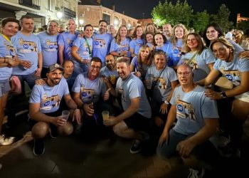 Macotera vive el esperado reencuentro de los quint@s nacidos en el año 1975: medio siglo de risas, recuerdos y mucha alegría