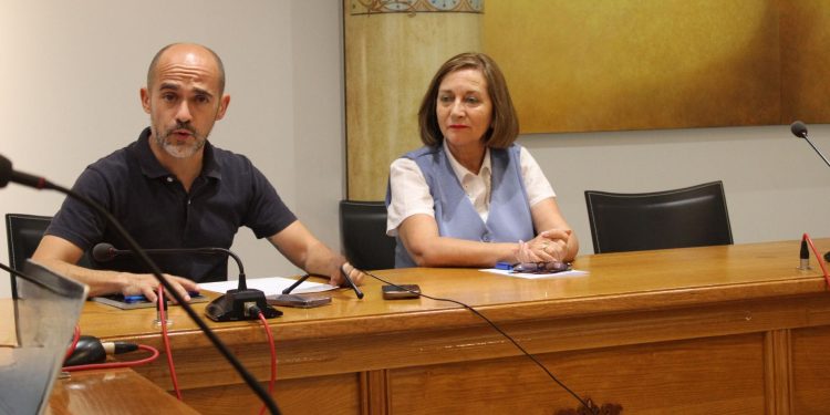 Carmen Ávila, alcaldesa de Peñaranda: «La gente ha valorado los espectáculos de calidad que hemos puesto en la programación, que ha sido planificada y organizada durante mucho tiempo»