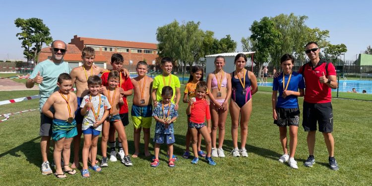 Peñaranda acoge la exhibición de triatlón infantil y entrenamiento para adultos en pleno prólogo para sus Ferias y Fiestas
