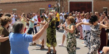 Villar de Gallimazo celebra por todo lo alto el día de su patrón, San Pedro Advíncula, con devoción, jotas y ambiente festivo
