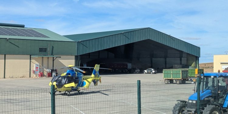 Un trabajador resulta herido en Cantalpino en un accidente con una carretilla: el 112 manda el helicóptero y asistencias sanitarias