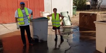 La Mancomunidad Peñaranda contrata dos peones y comienza la limpieza y mantenimiento de contenedores de sus 11 pueblos