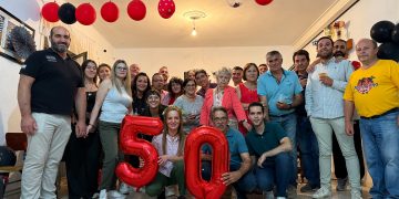 María José López celebra su 50 cumpleaños con una gran fiesta flamenca en Villaflores rodeada de su familia y sus amigos