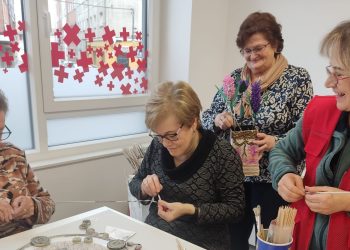 Cruz Roja retoma el curso con talleres para 133 personas mayores en Peñaranda, Macotera, Malpartida, Mancera y El Campo