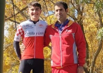El macoterano Álvaro Bueno se ha proclamado este fin de semana campeón de Castilla y León cadete en la modalidad de ciclocross