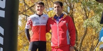 El macoterano Álvaro Bueno se ha proclamado este fin de semana campeón de Castilla y León cadete en la modalidad de ciclocross