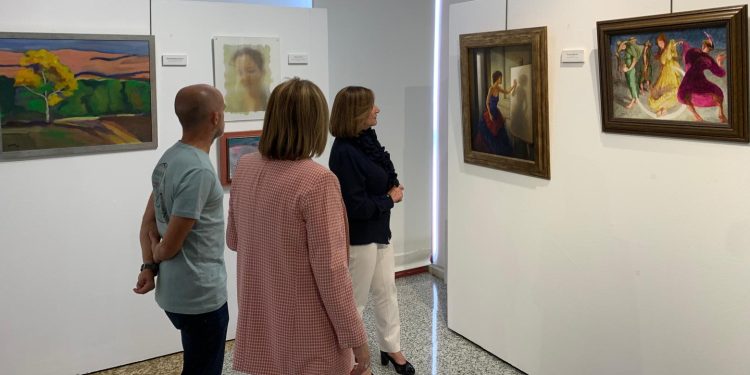 La exposición «Lienzos de luz y de sombra» llega al CDS de Peñaranda con las obras de 29 artistas vinculados a Salamanca