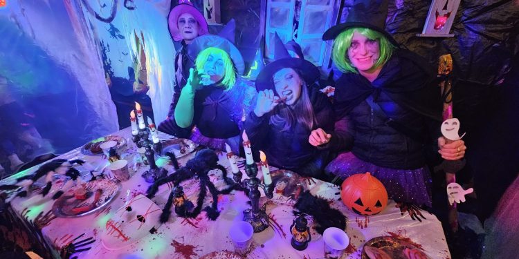Peñaranda vive la noche más terrorífica del año: vampiros, brujas, zombies, esqueletos, calabazas y monstruos acuden al «Seve»