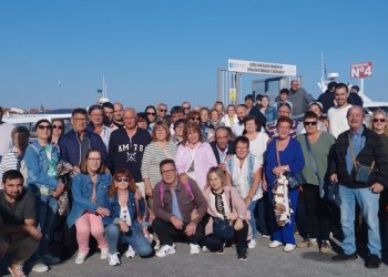 Vecinos de Peñaranda, Macotera, El Campo de Peñaranda y Alconada viajan a Galicia para disfrutar de la Feria del Marisco