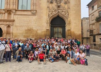 Los mayores de Peñaranda recorren la Comunidad Valenciana en la excursión del Ayuntamiento: hoy toca visita turística a Xátiva