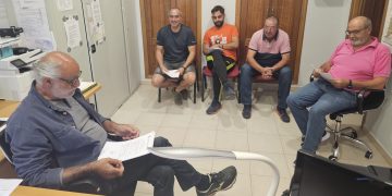 Nueva renuncia de un edil popular en Nava de Sotrobal tras tomar posesión y pregunta del PSOE al alcalde: ¿qué vas a hacer tú sólo?