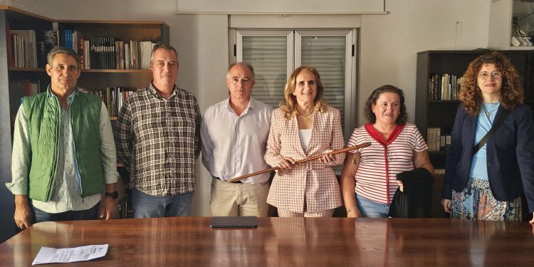 María Anunciación Poveda se convierte en la nueva alcaldesa de El Pedroso de la Armuña que cambia de signo político y pasa al PP