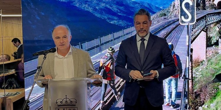 Alumnos del colegio Severiano Montero de Peñaranda participarán en el programa de visitas al Camino de Hierro