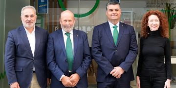 Caja Rural y la Asociación Contra el Cáncer en Salamanca se unen para llegar a más y renuevan su acuerdo de colaboración