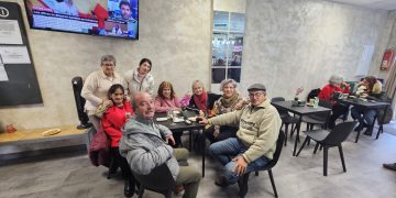 Peñaranda recupera el bar de la estación de autobuses y los aseos en el interior para los usuarios tras 20 meses de espera