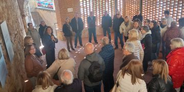 Medio centenar de alumnos del CEPA El Inestal participa en una visita guiada por el Pozo de la Nieve y las murallas de Salamanca