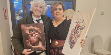 El cardiólogo José María de la Torre recibe el «Peñarandino del Año 2025» en una cena de gala con una gran respuesta solidaria