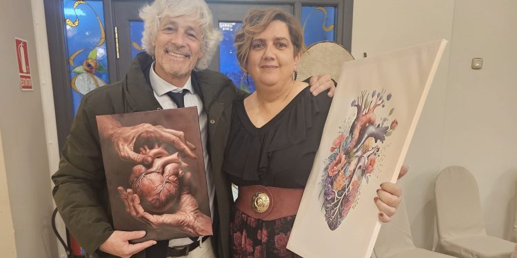 El cardiólogo José María de la Torre recibe el «Peñarandino del Año 2025» en una cena de gala con una gran respuesta solidaria