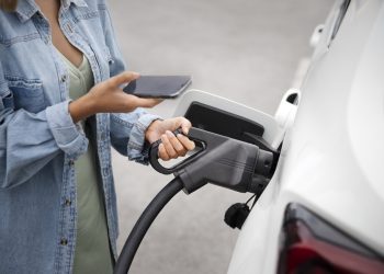 Peñaranda en Común reclama más puntos de suministro de recarga eléctrica para vehículos en el entorno de las plazas