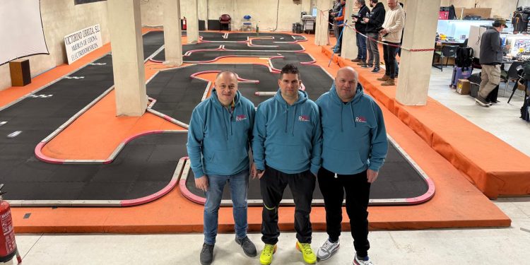 Pilotos del club Rc Peñaranda viajan a tierras navarras para participar en el campeonato organizado por 948Rc de Estella