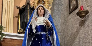 El Humilladero viste a su Virgen de «adviento» mientras la cofradía prepara ya su chocolatada benéfica para el próximo día 7