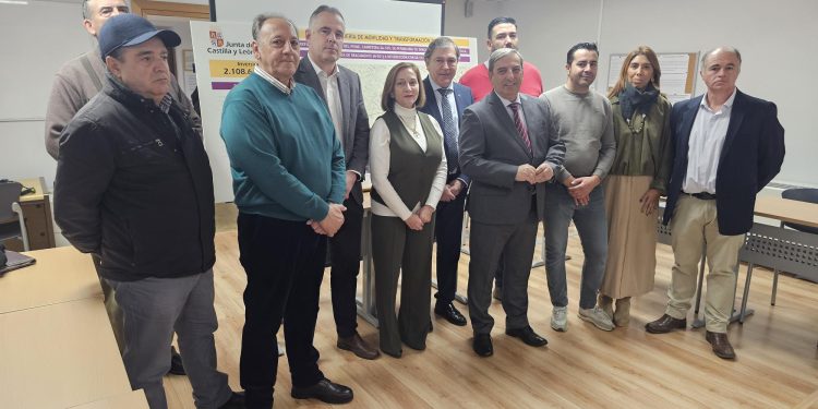 La Junta renovará por completo la carretera entre Peñaranda y el límite con Ávila con una estimación de 4,5 millones de euros