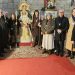 La cofradía de la Esperanza celebra en Peñaranda su fiesta anual con un besamanos a la imagen y una misa solemne en la parroquia